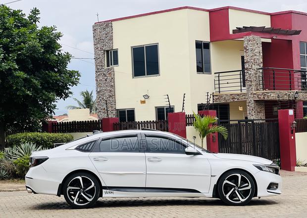 Honda Accord Sport (2.0L 4cyl Turbo 6M) 2019 White