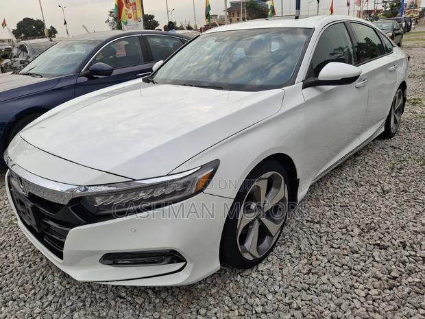 Honda Accord 2019 White
