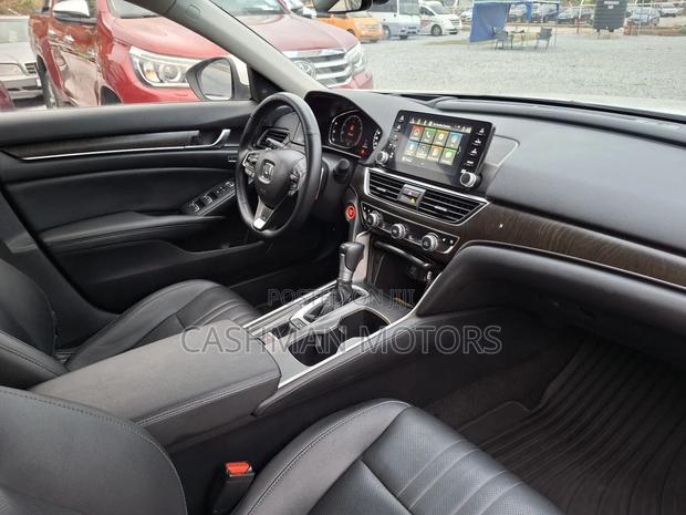 Honda Accord 2019 White
