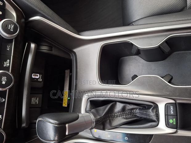 Honda Accord 2019 White