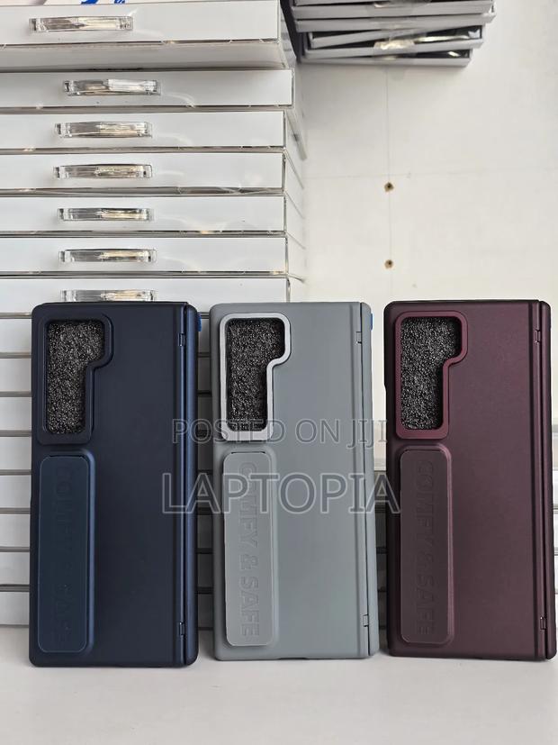 Samsung Galaxy Fold 5 With S Pen And Glass Protector photo 4