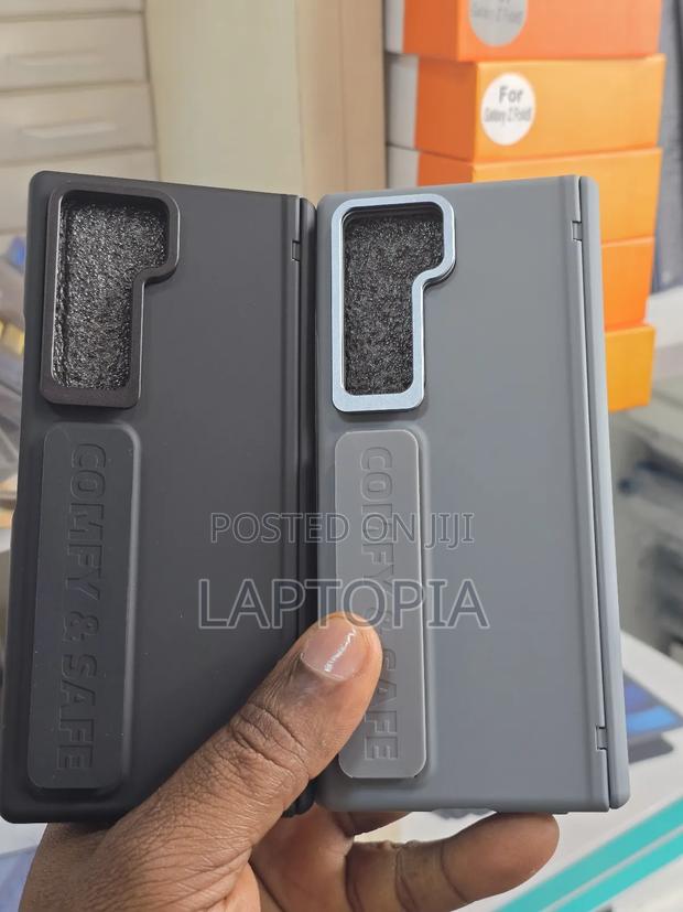 Samsung Galaxy Fold 7 With S Pen And Glass Protector photo 3