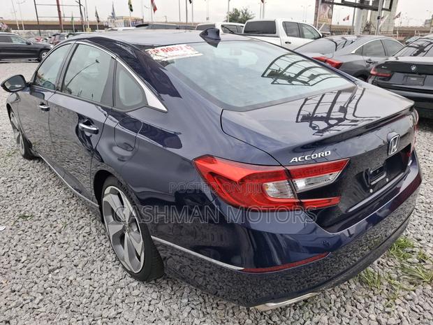 Honda Accord Touring 2018 Blue