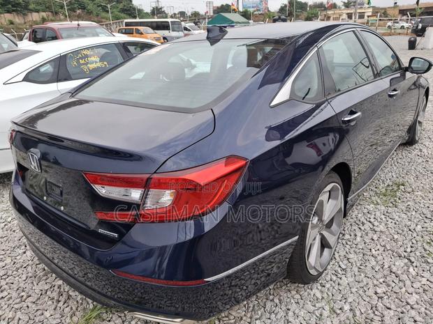 Honda Accord Touring 2018 Blue