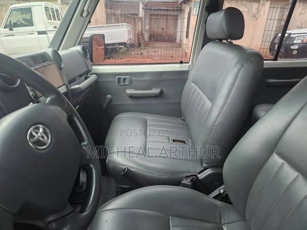 Mitsubishi Pajero 2017 White photo 4