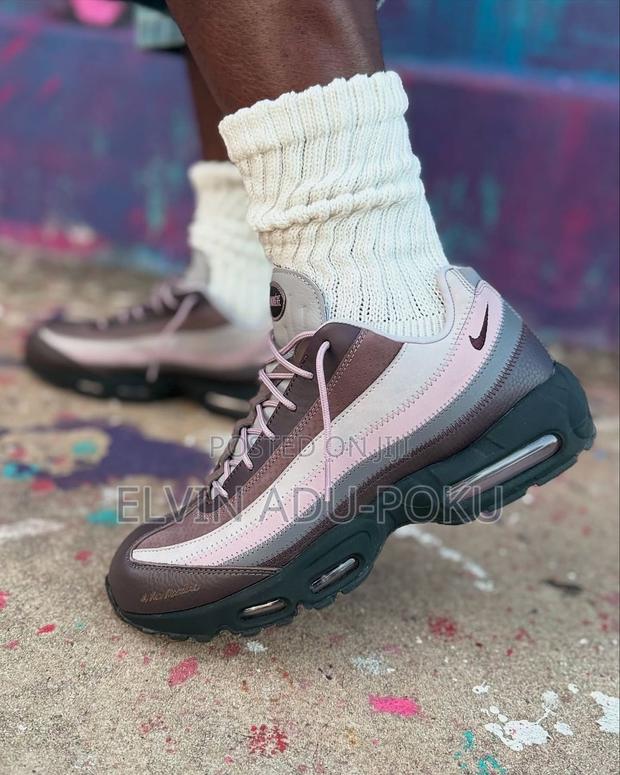 Nike Air Max 95 “ While You Were Sleeping “ Sneaker · Photo 3