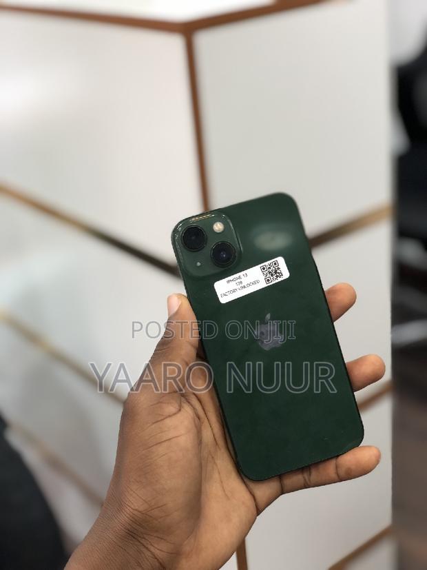 Apple iPhone 13 128 GB Green photo 2