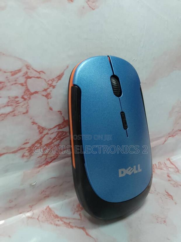 The Dell Wireless Mouse. photo 3