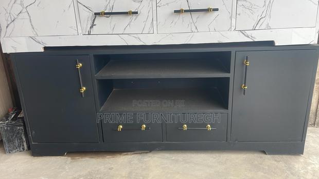Morden Tv Unit photo 2