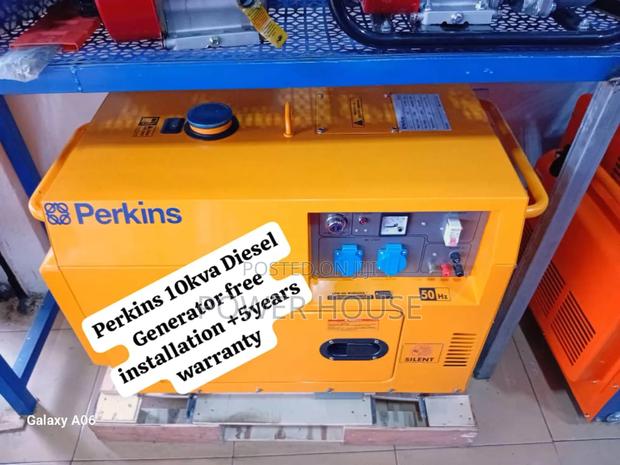 Spark-O-Matic Perkins Diesel Generator 10kva Silent · Photo 2