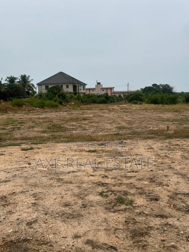 Promotional Prices on Axe Real Estate Plots at Prampram · Photo 3