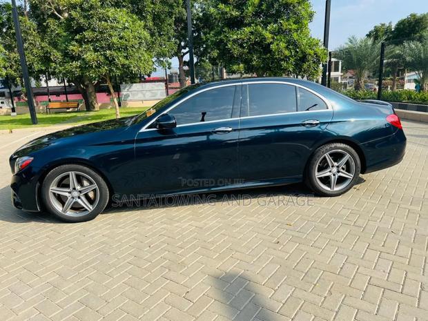 Mercedes-Benz E300 2018 Black
