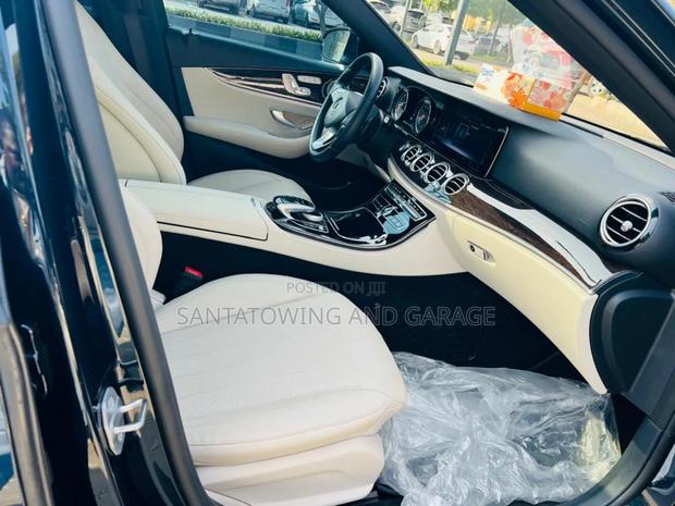 Mercedes-Benz E300 2018 Black