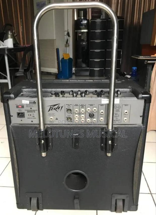 Peavey Kb 4 Keyboard Amplifier · Photo 3