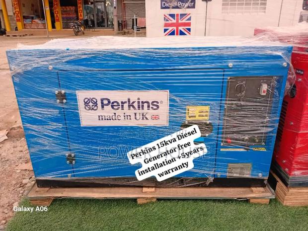 Think Box Deluxe Perkins Diesel Generator 15kva Silent · Photo 2