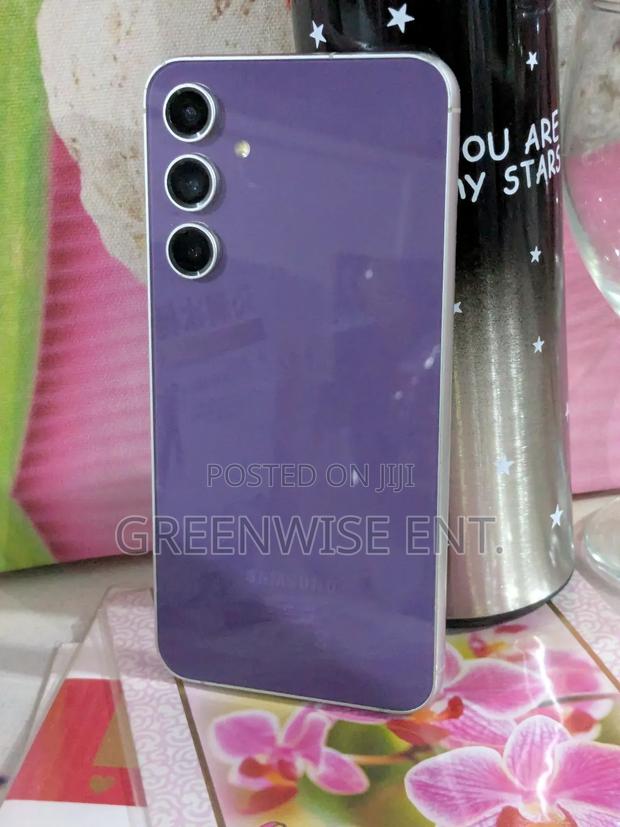 Samsung Galaxy S23 FE 128 GB Blue photo 3