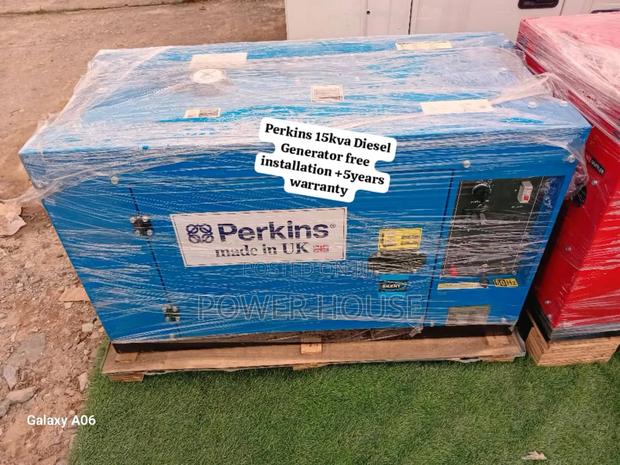 Retro Spark Perkins Diesel Generator 15kva Silent · Photo 2