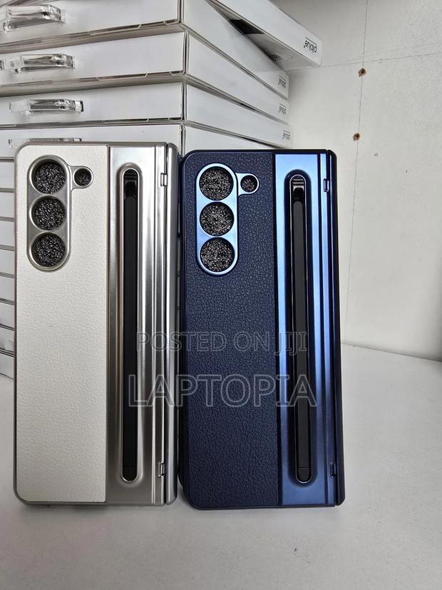 Samsung Galaxy Z Fold 6 With Screen Protector And S Pen photo 2