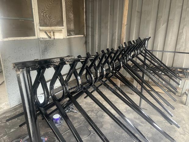 Electric Fence Bars · Photo 4
