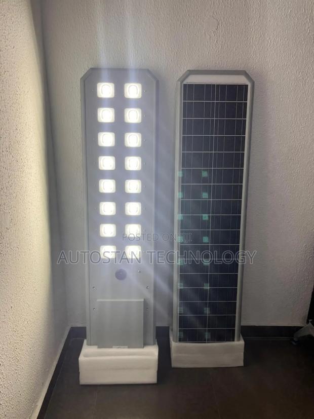 100watts All in One Solar Street Light · Photo 3