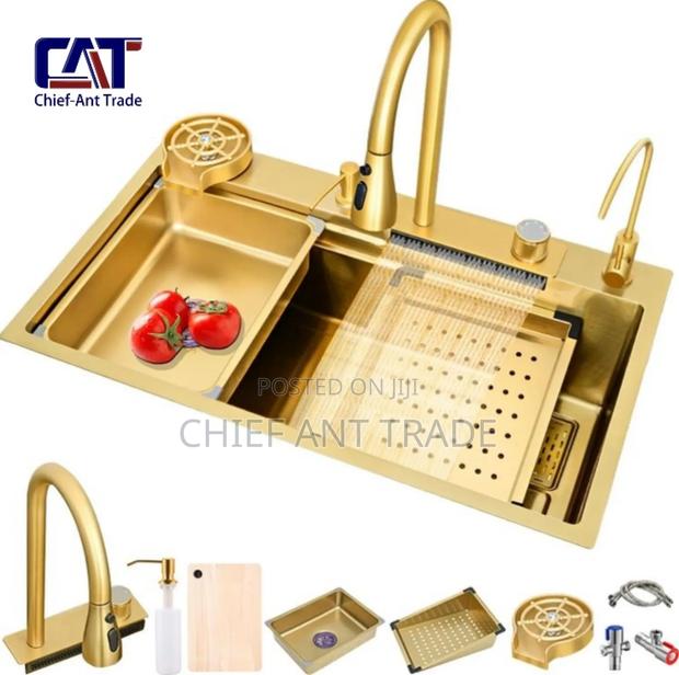 Golden Luxury Kitchen Sink 7545 Gold · Photo 4