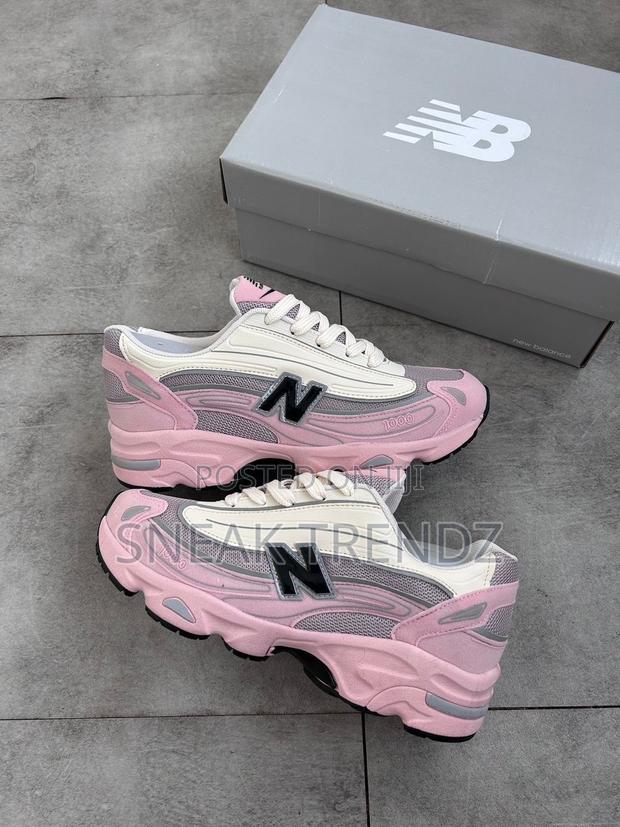 New Balance 1000 B Pink · Photo 3