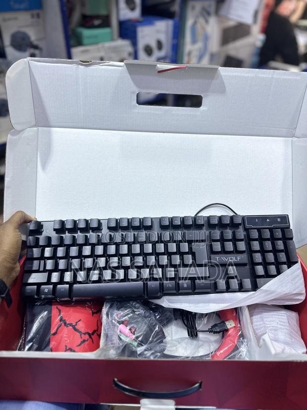 Wireless 4 In1 Gaming Keyboard Combo photo 2