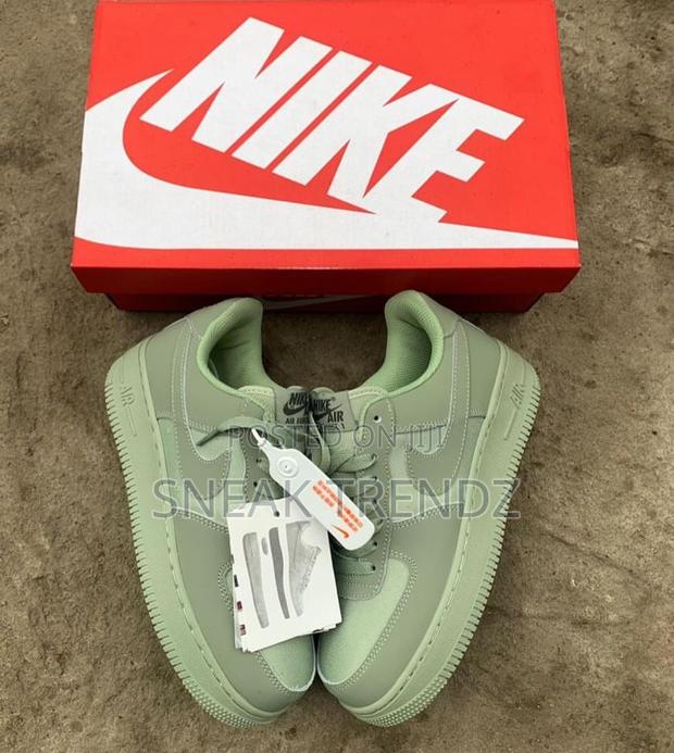 Original Nike Air Force 1 Lite Green · Photo 3