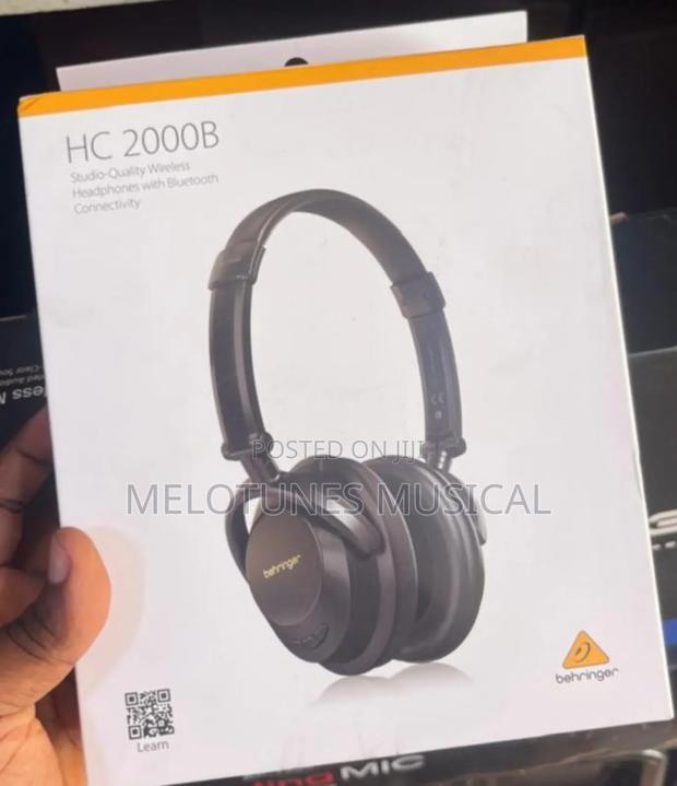 Behringer Hc 2000b Studio-Quality Wireless Headphone With Bt · Photo 4