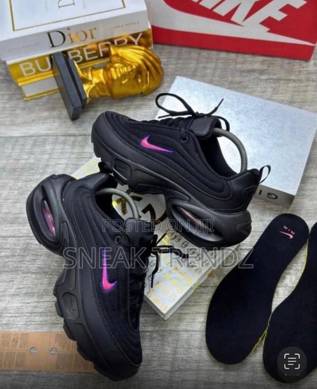Nike Original Portal Black Pink · Photo 4