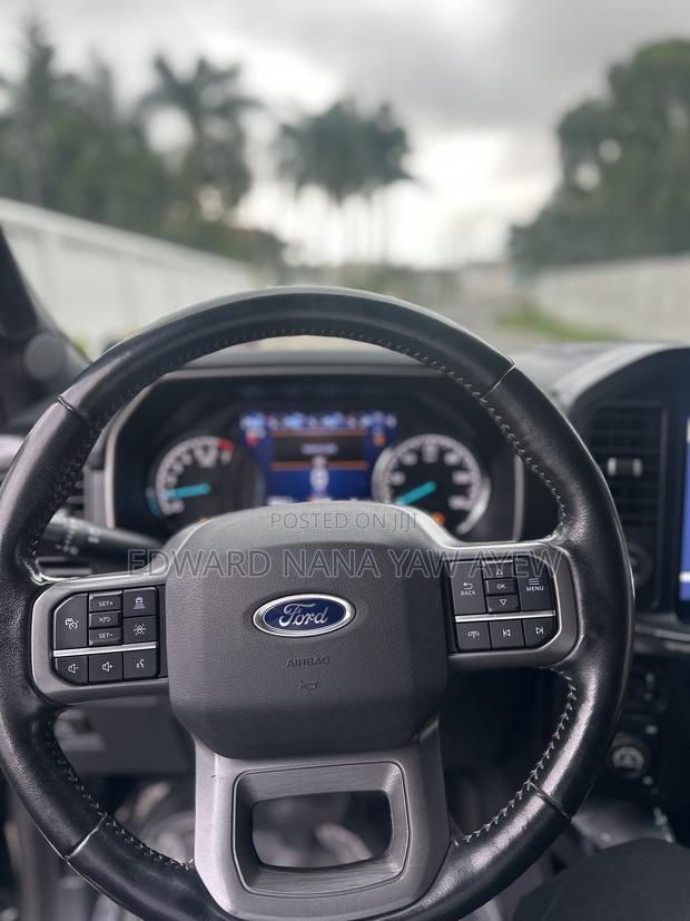 Ford F-150 2021 Black