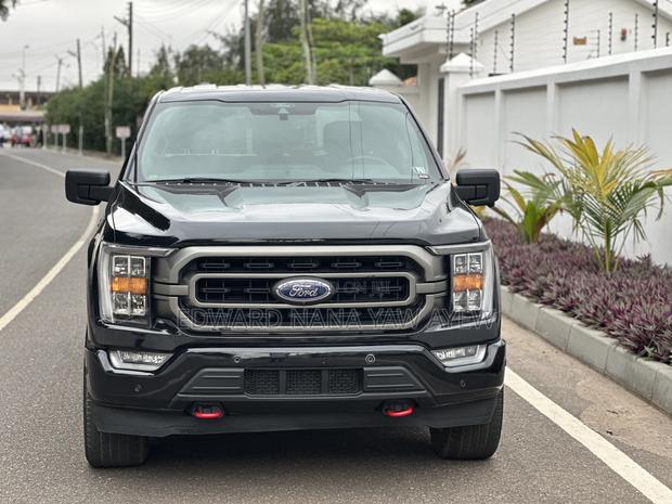 Ford F-150 2021 Black