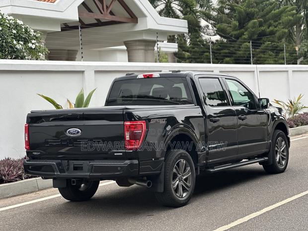 Ford F-150 2021 Black