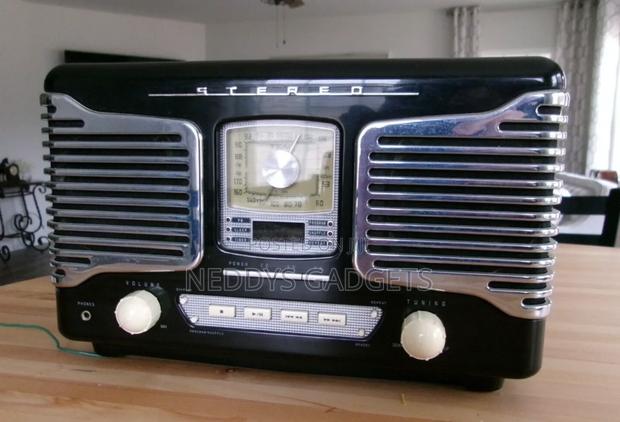 Teac Sl-d80 Nostalgia Cd Player With Am/Fm Radio · Photo 2