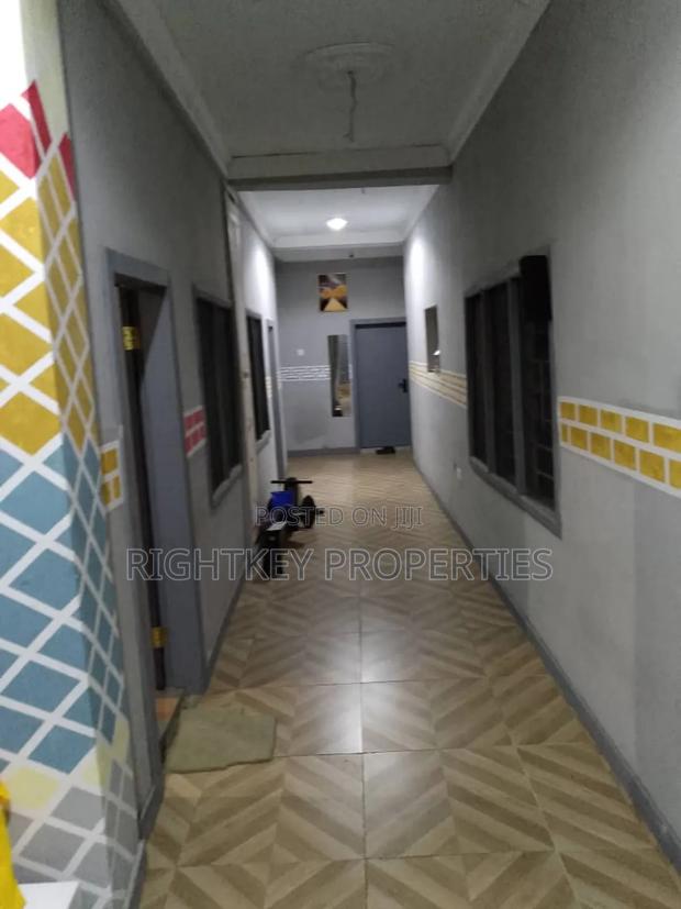 Furnished 7bdrm Duplex in Kumasi Metropolitan for rent · Photo 4