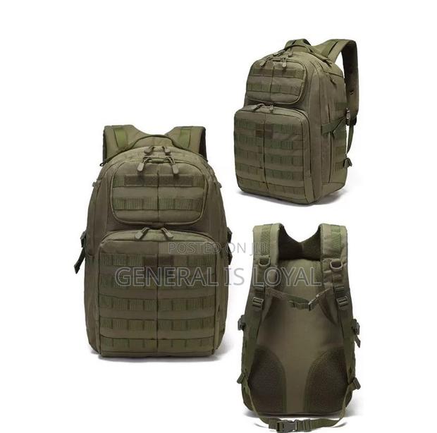 Camping Backpack · Photo 4