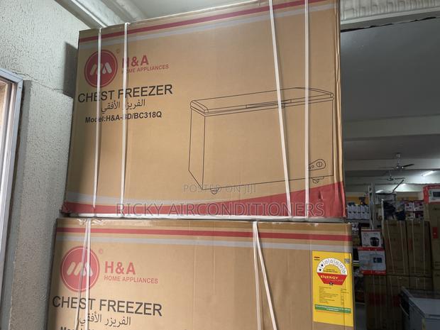 H a Chest Freezer photo 2