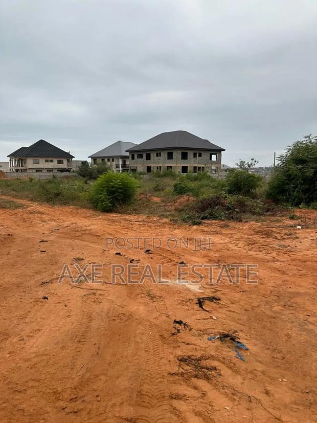 Few Week Super Deals on Serviced Plot at Prampram Beach Road · Photo 4
