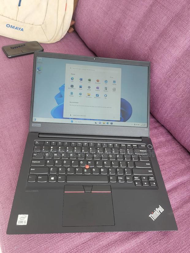 Laptop Lenovo ThinkPad E14 Gen 4 8GB Intel Core I5 SSD 256GB
