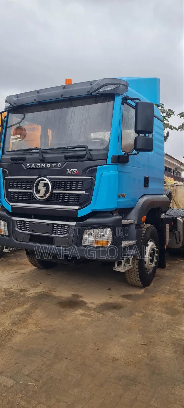 Robust Trailer Head · Photo 1