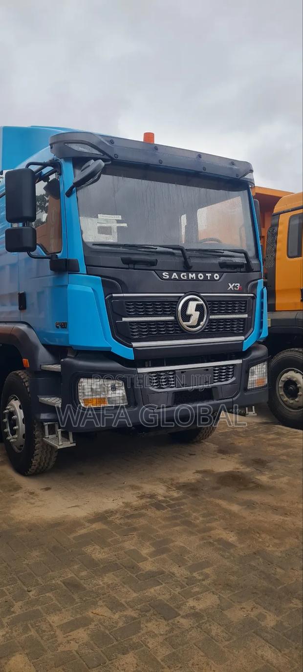 Robust Trailer Head · Photo 2