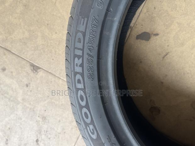Goodride 225/45r17 photo 4