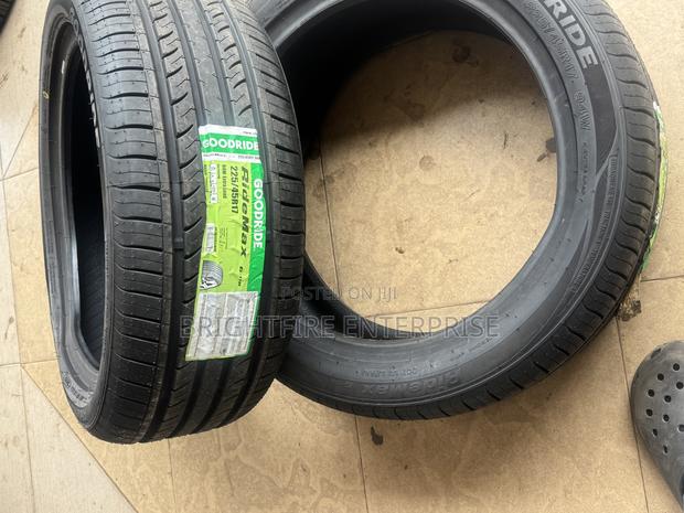 Goodride 225/45r17 photo 3