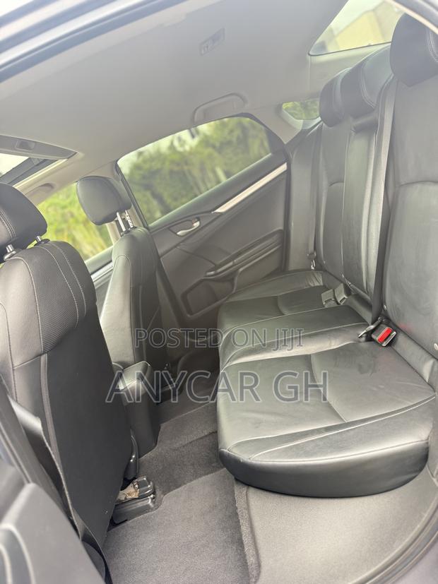 Honda Civic EX-L Sedan 2019 Gray