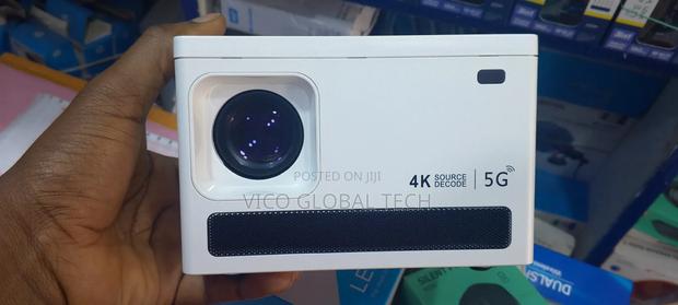 Portable Projector photo 8