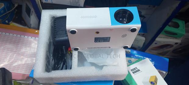 Portable Projector photo 2