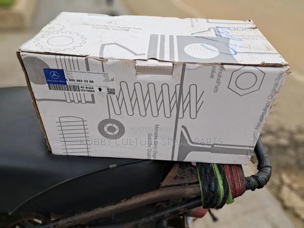 Original Mercedes-benz Amg Battery [100a] Available For All Cars photo 2