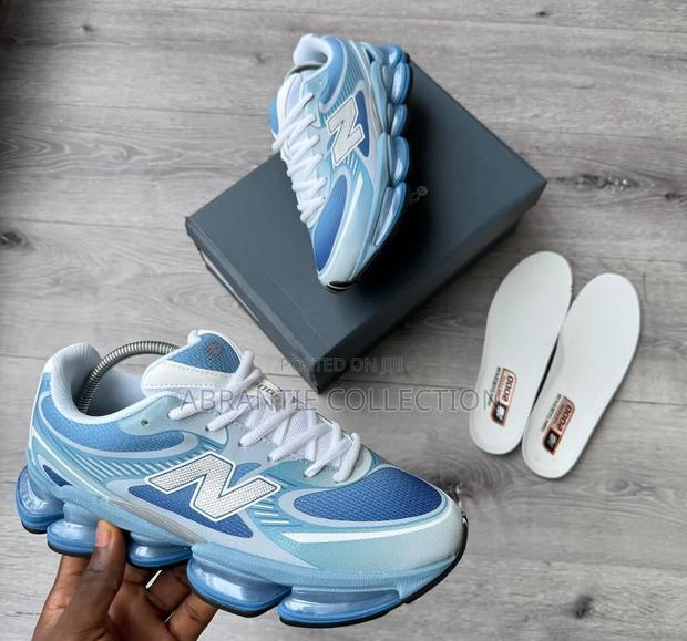 New Balance 2000 Blue/White · Photo 3
