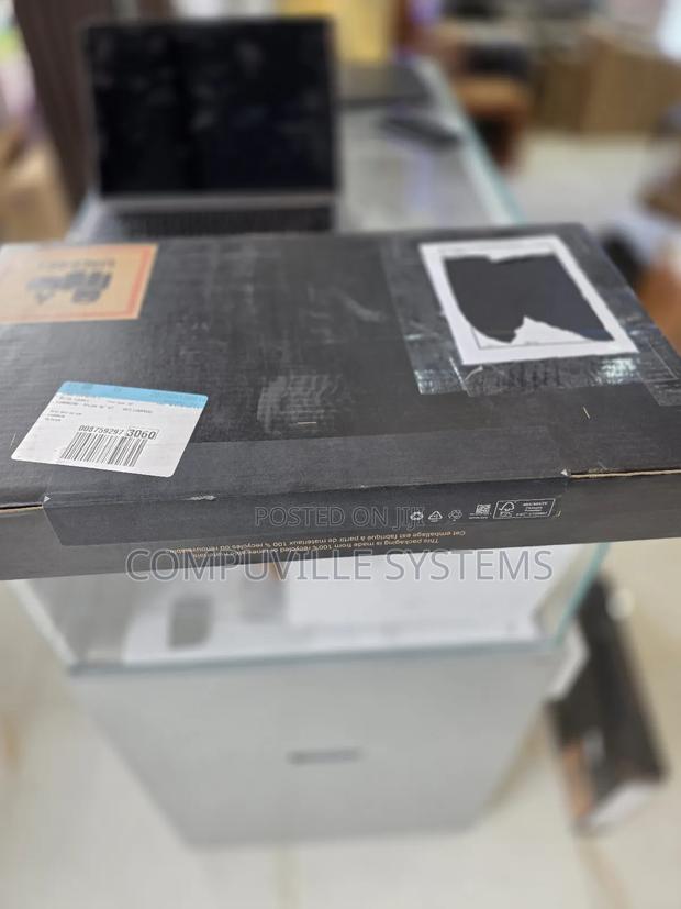 New Laptop Dell Inspiron 15 3565 16GB Intel Core Ultra 7 SSD 1T · Photo 3