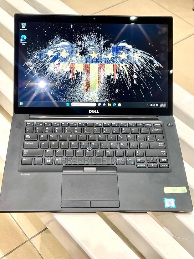 New Laptop Dell Latitude 5501 8GB Intel Core I5 SSD 256GB photo 3